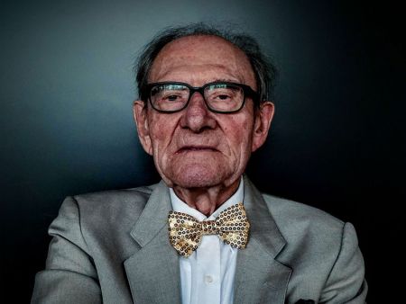 popularyzator oceanografii John Travolta